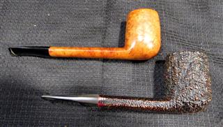 LOT TEN VINTAGE WOODEN HAND CARVED SMOKING PIPES - LOT INCLUDES VARIOUS TYPES OF